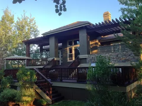 61909 Fall Creek Loop, Bend, OR 97702 photo 3