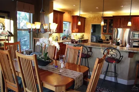 61909 Fall Creek Loop, Bend, OR 97702 photo 10