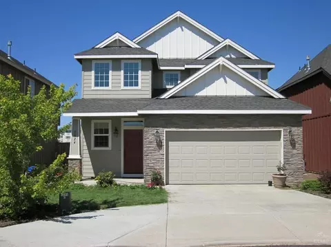 2824 NE Sedalia Loop, Bend, OR 97701 photo 1
