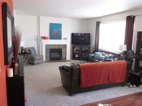 2824 NE Sedalia Loop, Bend, OR 97701 photo 2