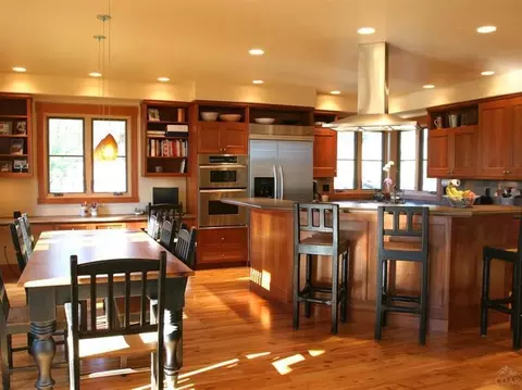 2131 NW Twilight Dr, Bend, OR 97701 photo 5