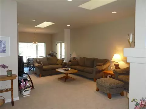 60753 Willow Creek Loop, Bend, OR 97702 photo 5