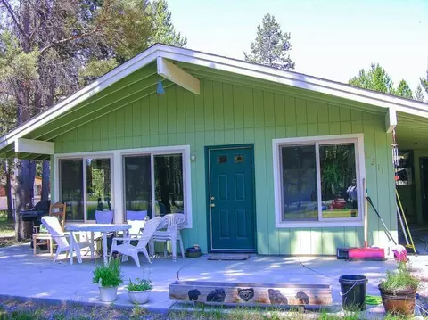 56211 Stellar Dr, Bend, OR 97707 photo 4