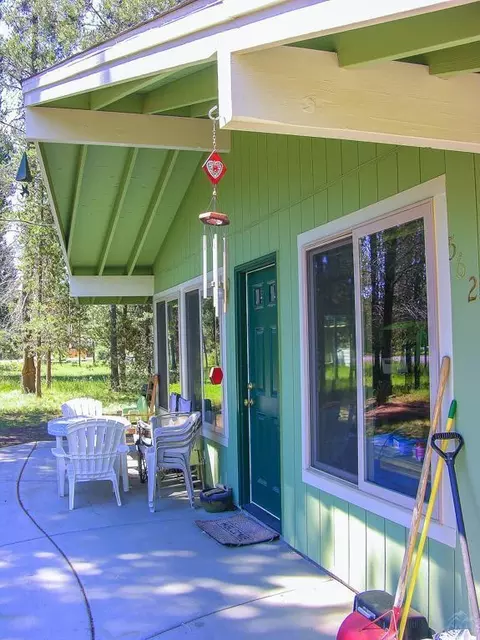 56211 Stellar Dr, Bend, OR 97707 photo 5