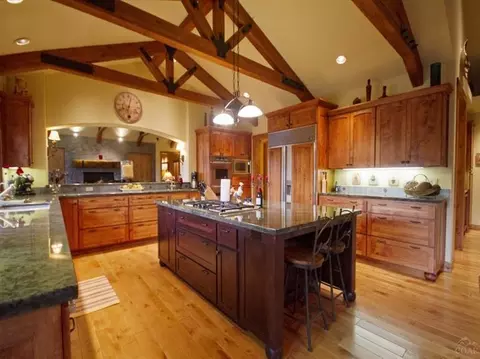 56875 Nest Pine Dr, Bend, OR 97707 photo 10