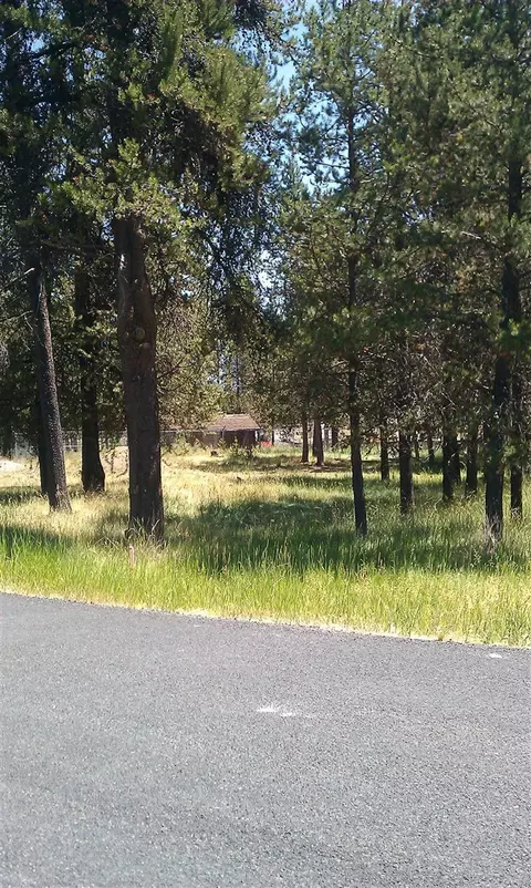 55722 Big River Dr, Bend, OR 97707 photo 10