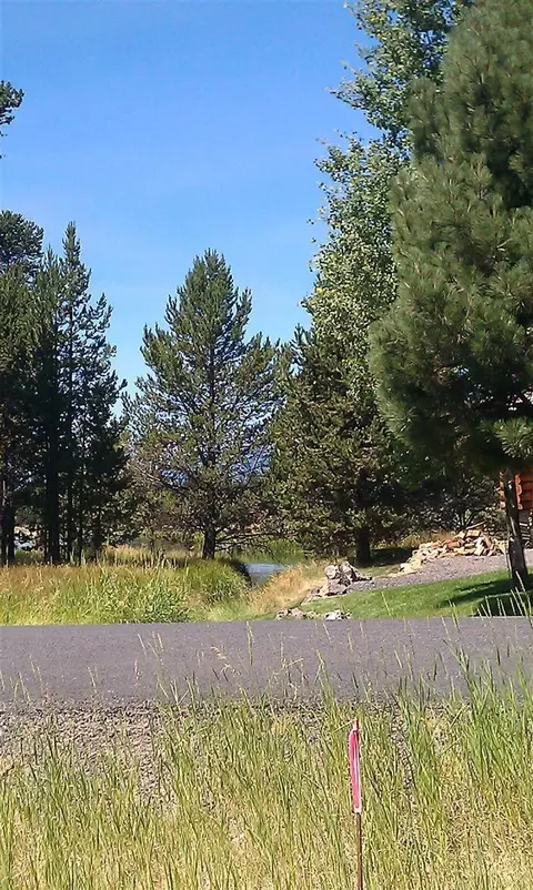 55722 Big River Dr, Bend, OR 97707 photo 4