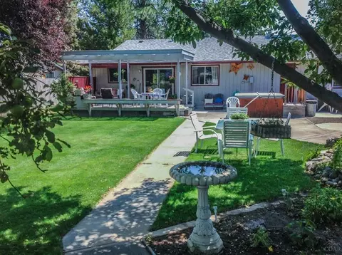 60815 Windsor Dr, Bend, OR 97702 photo 12