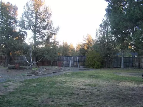 22837 Abilene Ct, Bend, OR 97701 photo 18