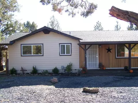 22837 Abilene Ct, Bend, OR 97701 photo 2