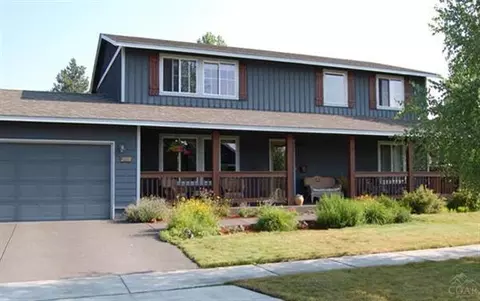 2954 NW Cabernet Ln, Bend, OR 97701 photo 1