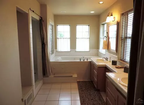 20858 NE Solstice, Bend, OR 97701 photo 9