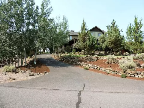 20858 NE Solstice, Bend, OR 97701 photo 13