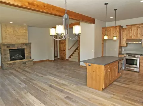 60481 Snap Shot Loop, Bend, OR 97702 photo 6