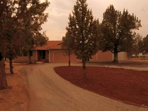 64845 Mcgrath Rd, Bend, OR 97701 photo 1