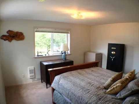 20880 Westview Dr, Bend, OR 97702 photo 10