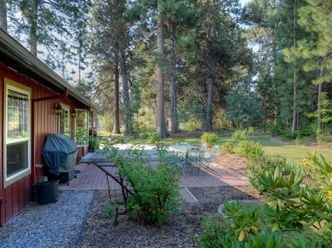 61265 Killowan Dr, Bend, OR 97702 photo 3