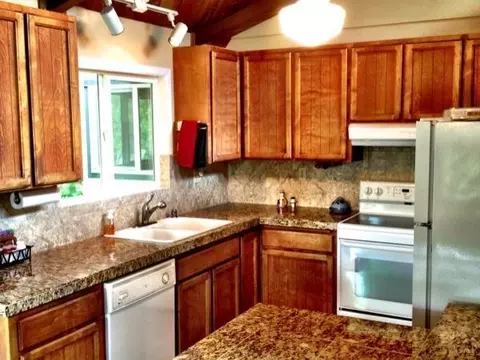 19810 Connarn Rd, Bend, OR 97701 photo 5