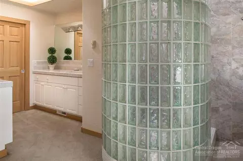 56161 School House Rd, Bend, OR 97707 photo 16