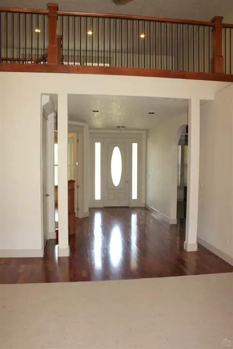 834 SE Shadowood, Bend, OR 97702 photo 3