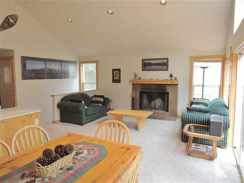 55637 Wagon Master Way, Bend, OR 97707 photo 5