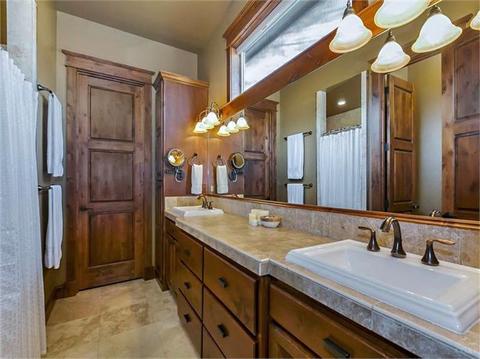 33 NE 14th St, Bend, OR 97701 photo 9