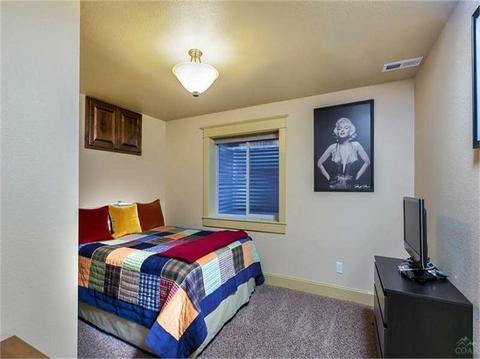 33 NE 14th St, Bend, OR 97701 photo 17