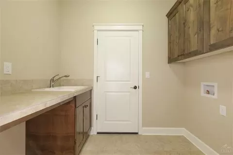 61132 SE Manhae Loop, Bend, OR 97702 photo 16