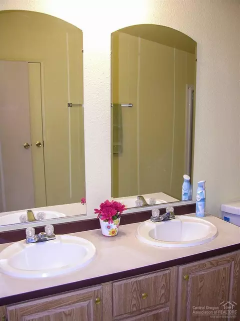 17033 Jacinto Rd, Bend, OR 97707 photo 11