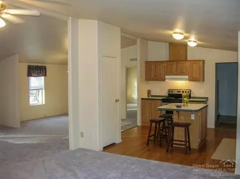 17033 Jacinto Rd, Bend, OR 97707 photo 14