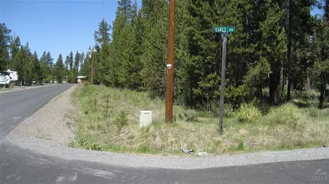 17424 Egret Dr, Bend, OR 97707 photo 2