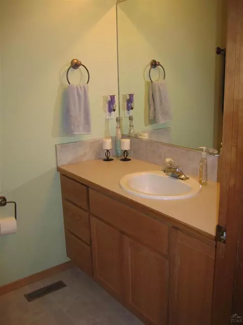 19925 Hollygrape St, Bend, OR 97702 photo 6