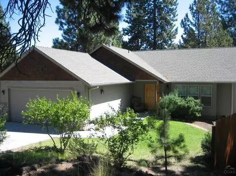 19925 Hollygrape St, Bend, OR 97702 photo 1