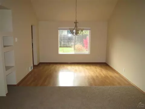 3045 NE Stanton Ave, Bend, OR 97701 photo 10