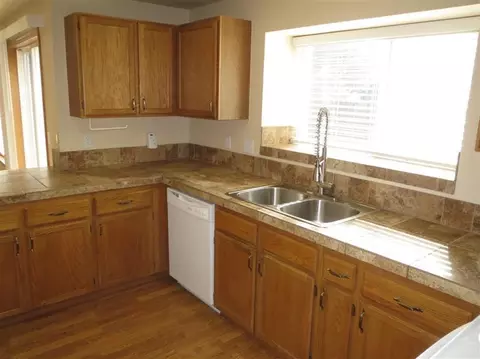 3045 NE Stanton Ave, Bend, OR 97701 photo 6
