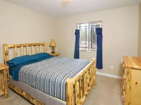 54756 Wolf St, Bend, OR 97707 photo 13