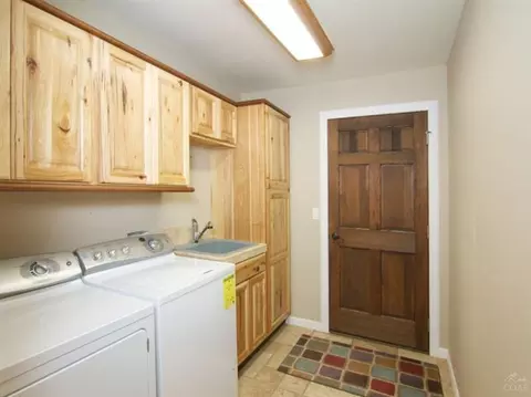54756 Wolf St, Bend, OR 97707 photo 17