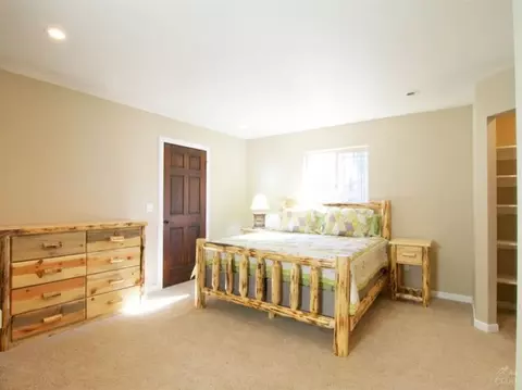 54756 Wolf St, Bend, OR 97707 photo 8