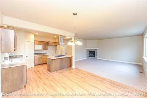 61929 Lorrin Pl, Bend, OR 97702 photo 6