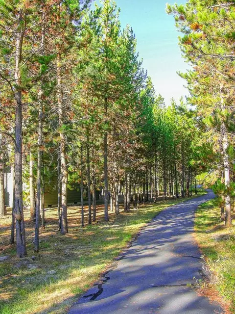 55836 Lost Rider Loop, Bend, OR 97707 photo 14