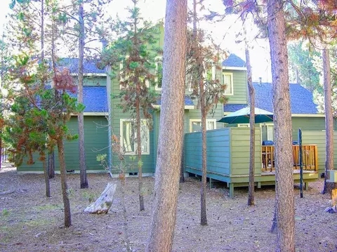 55836 Lost Rider Loop, Bend, OR 97707 photo 24