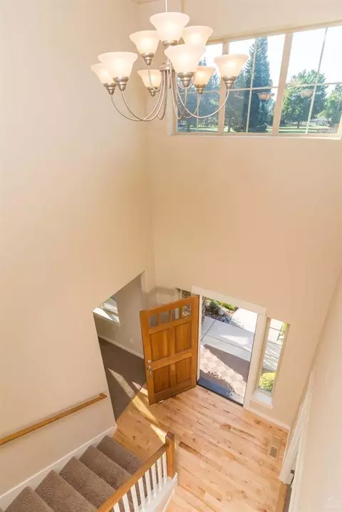 21376 Bartlett Ln, Bend, OR 97701 photo 5