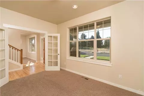21376 Bartlett Ln, Bend, OR 97701 photo 4