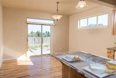 21376 Bartlett Ln, Bend, OR 97701 photo 16