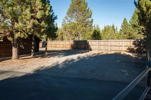 17360 Mink Ct, Bend, OR 97707 photo 5