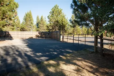 17360 Mink Ct, Bend, OR 97707 photo 8