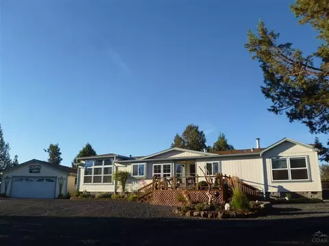 17545 Cascade Estates Dr, Bend, OR 97701 photo 1