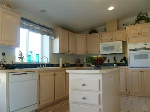 17545 Cascade Estates Dr, Bend, OR 97701 photo 7