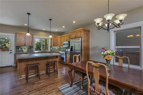 61458 Linton Loop, Bend, OR 97702 photo 5