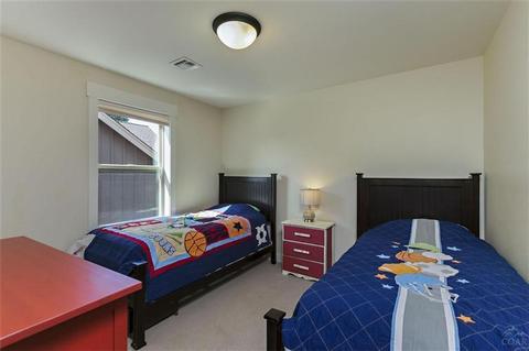 61458 Linton Loop, Bend, OR 97702 photo 12